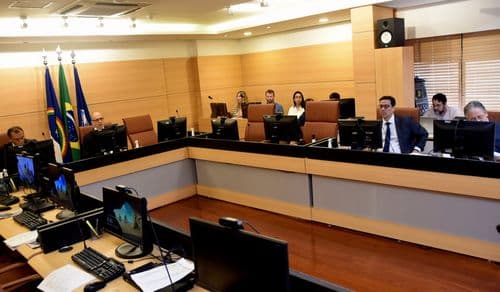 Justiça condena casa de apostas a pagar o dobro após retirar R$ 200 mil de usuário sem justificativa