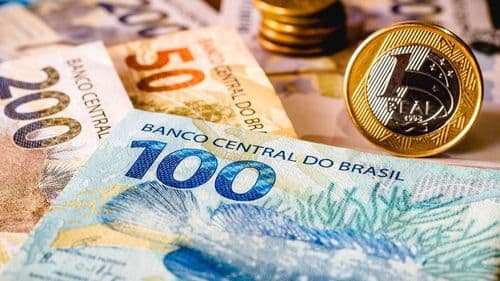 Maioria dos brasileiros gasta até R$50 por mês com apostas online
