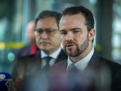 Ministro da Fazenda afirma que donos de bets e fundos offshore passaram a pagar tributos no Brasil