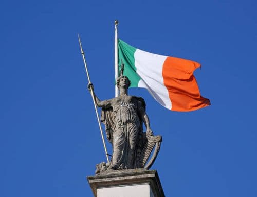 Irlanda mantém imposto sobre apostas em 2% e amplia financiamento para corridas em 2027