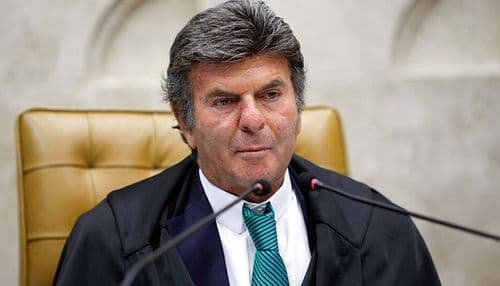 STF julga proibição dos jogos de azar e pode abrir caminho para descriminalização de cassinos físicos no Brasil