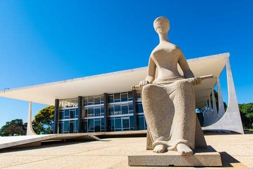STF: Flávio Dino tem até 90 dias para devolver processo sobre jogos de azar