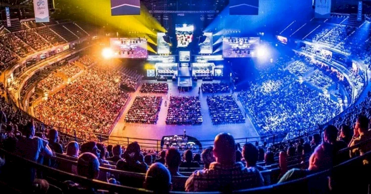 Casa de apostas investem no cenário de eSports mesmo com várias restrições