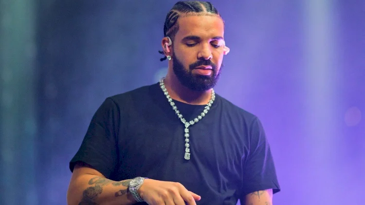 Drake aposta R$ 3,6 milhões no Chiefs no Super Bowl